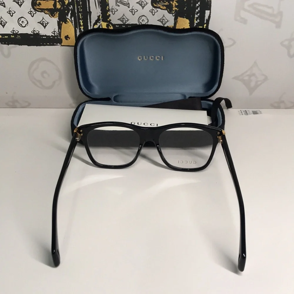 Gucci Black Oversized Square Sunglasses GG0526o 001